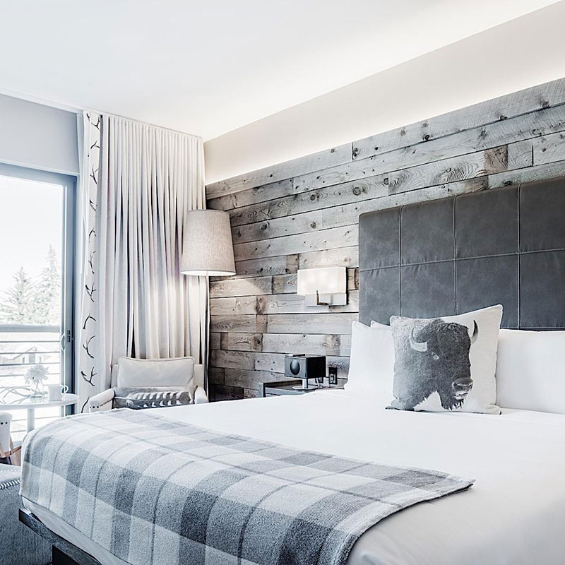 Premium King View Room