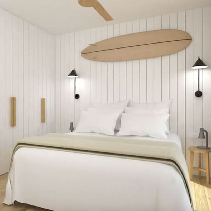 Superior Room - Lake View 