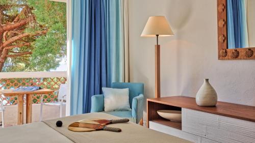 Double room with sea view, free access to the spa and private beach