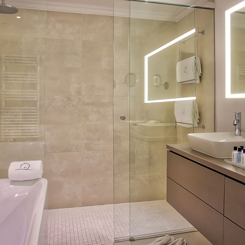 Seaview Suite with terrace or balcony