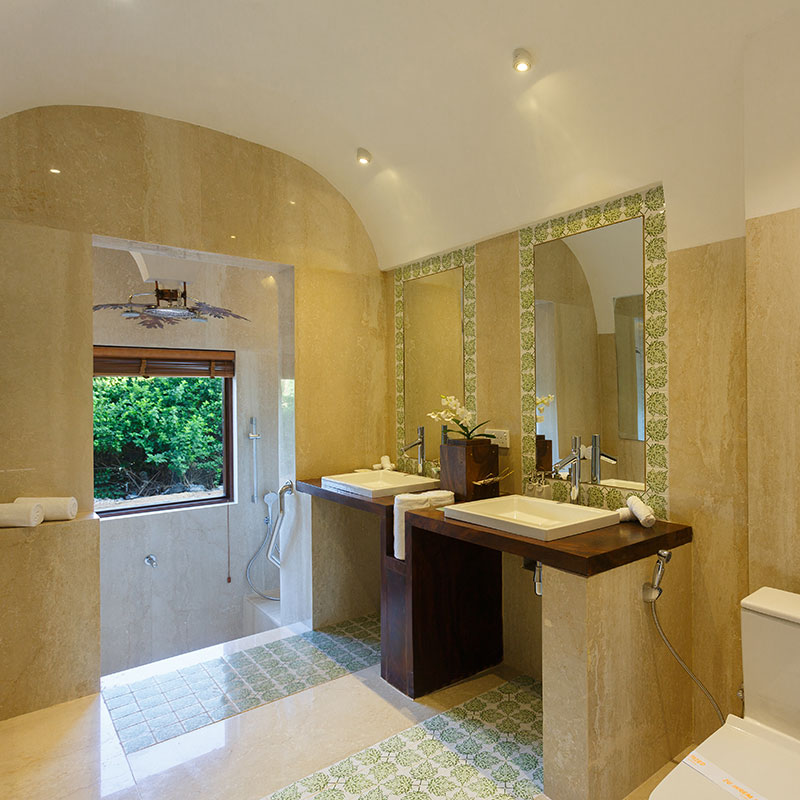 Suite - River View