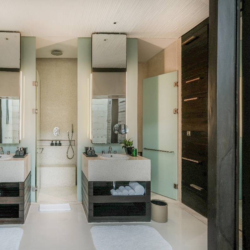 3 Bedroom Cliff Edge Villa