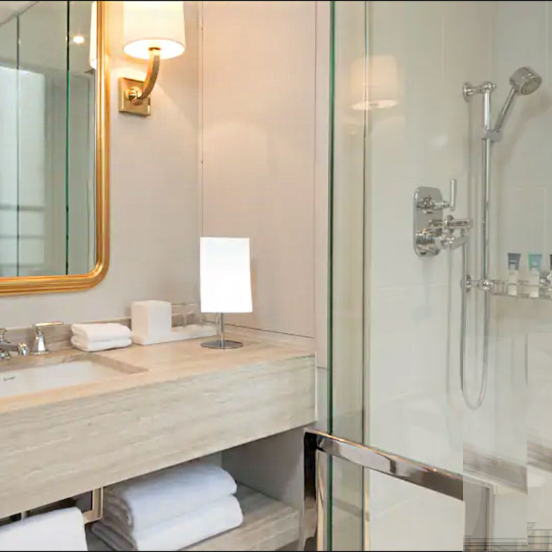 Courtyard Suite