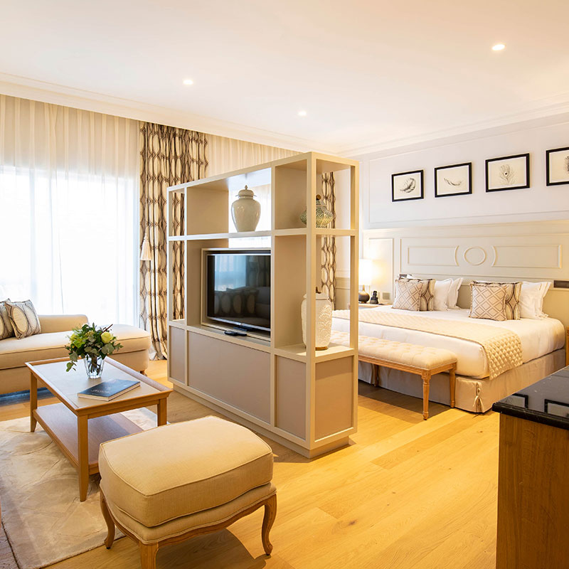 Jean Gabriel Monnet Suite