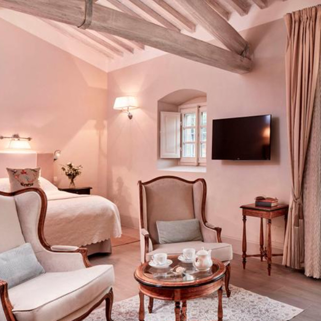 Courtyard Suite
