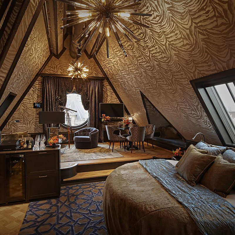 Rooftop Stage Suite