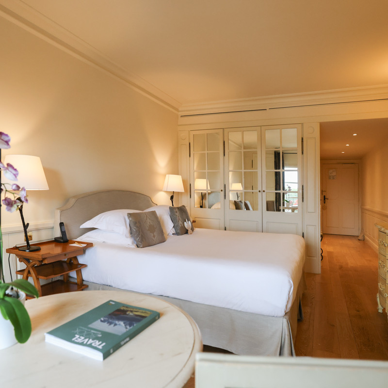 Prestige Room 