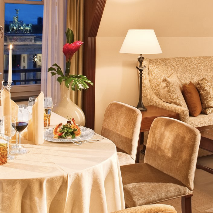 Brandenburg Gate Deluxe  Suite