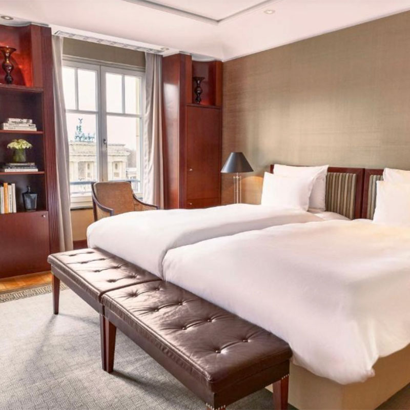 Adlon Deluxe Suite