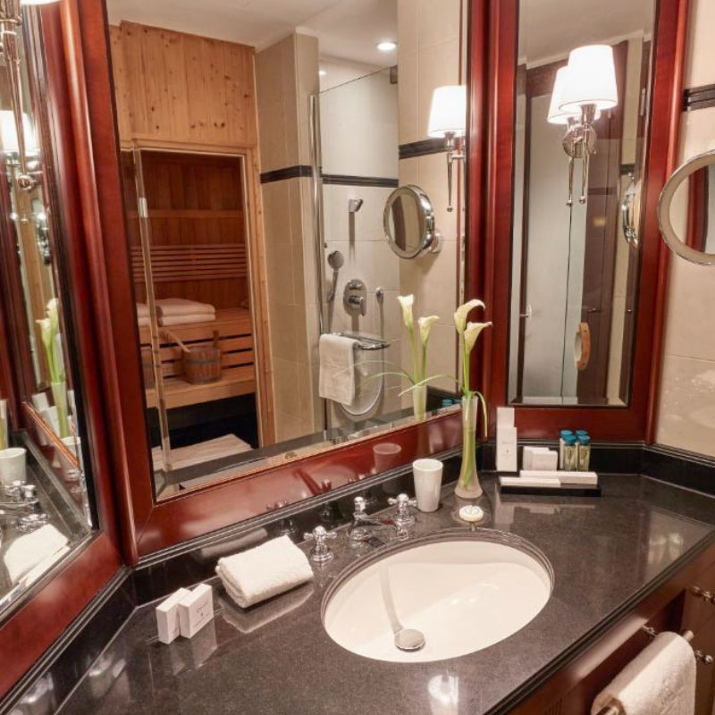 Adlon Deluxe Suite