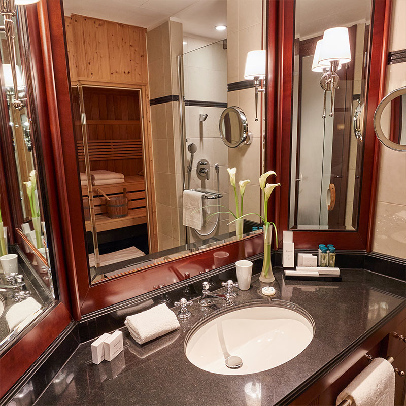 Adlon Deluxe Suite