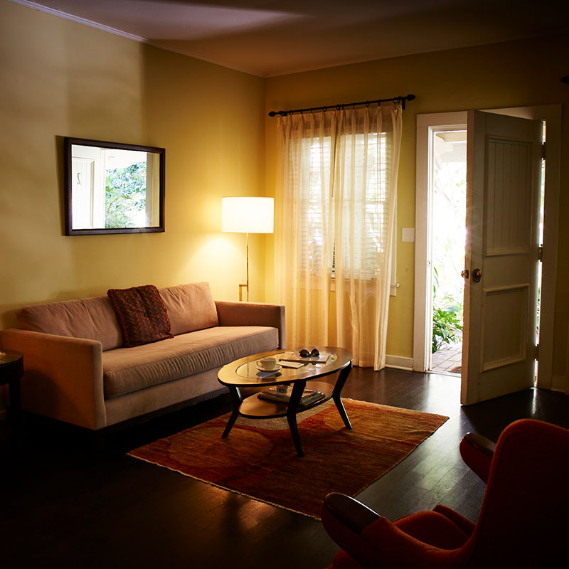 Poolside Bungalow (2 bedrooms)