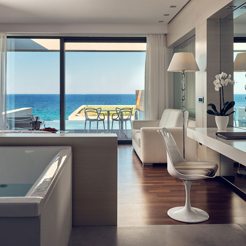 HONEYMOON SUITE SEA VIEW PRIVATE POOL