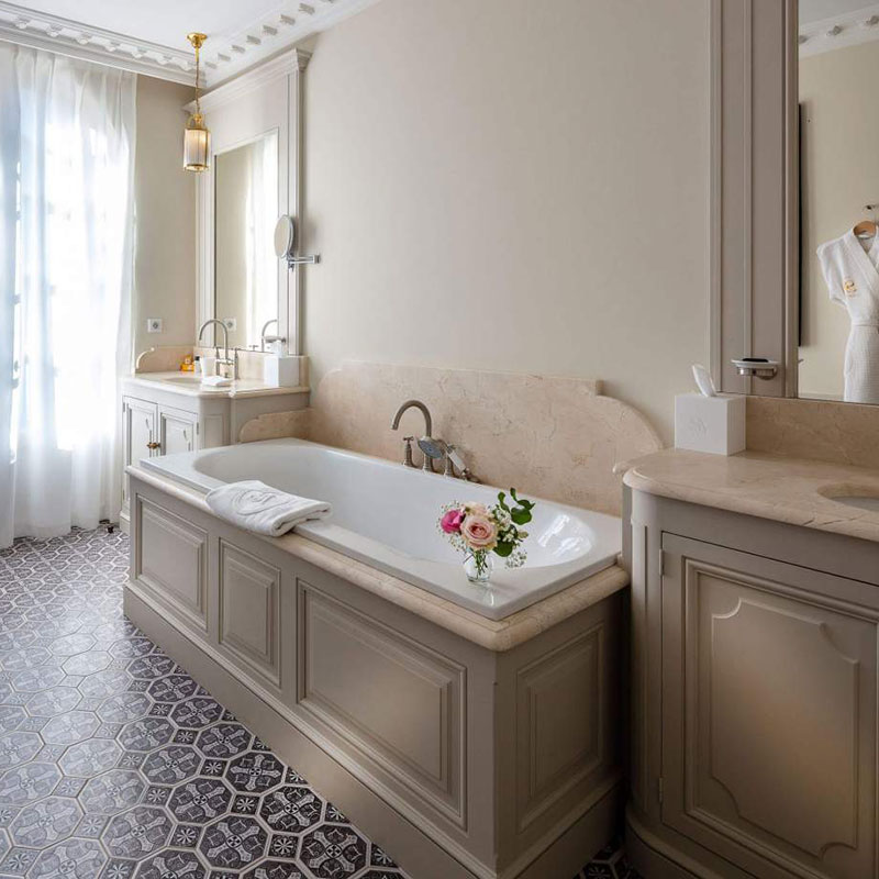 Deluxe prestige room