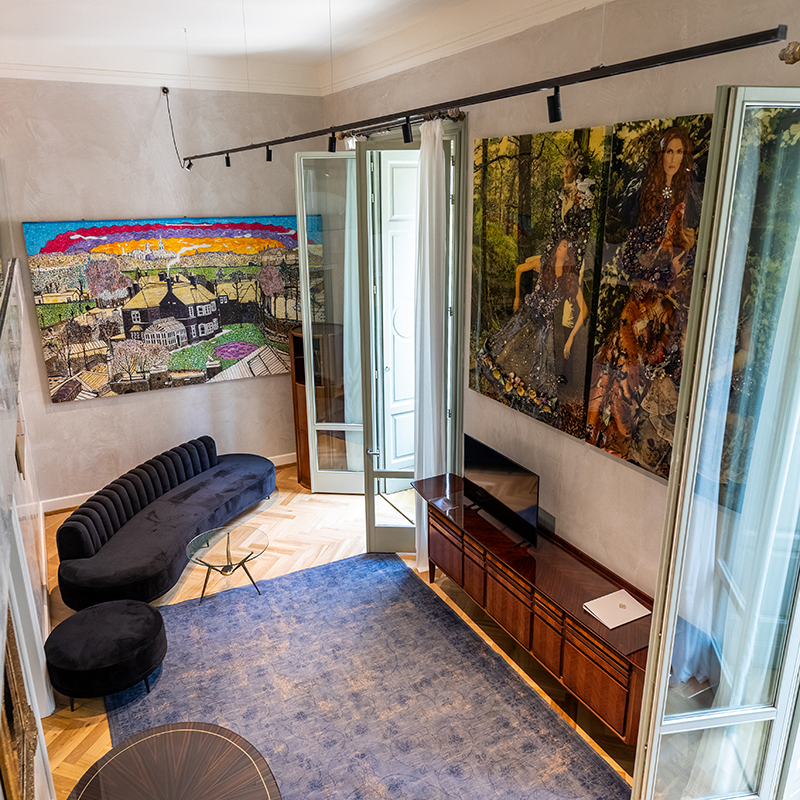 Grand Palace Gallery