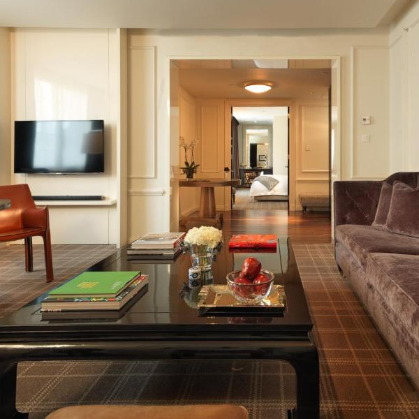 Pearl Suite