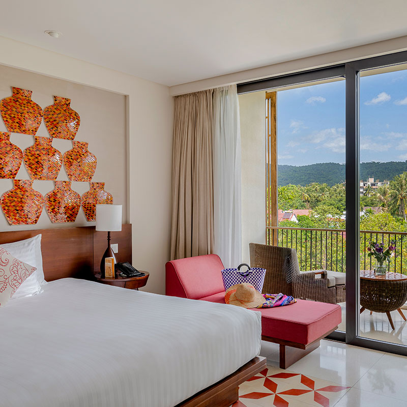 Deluxe Hill View