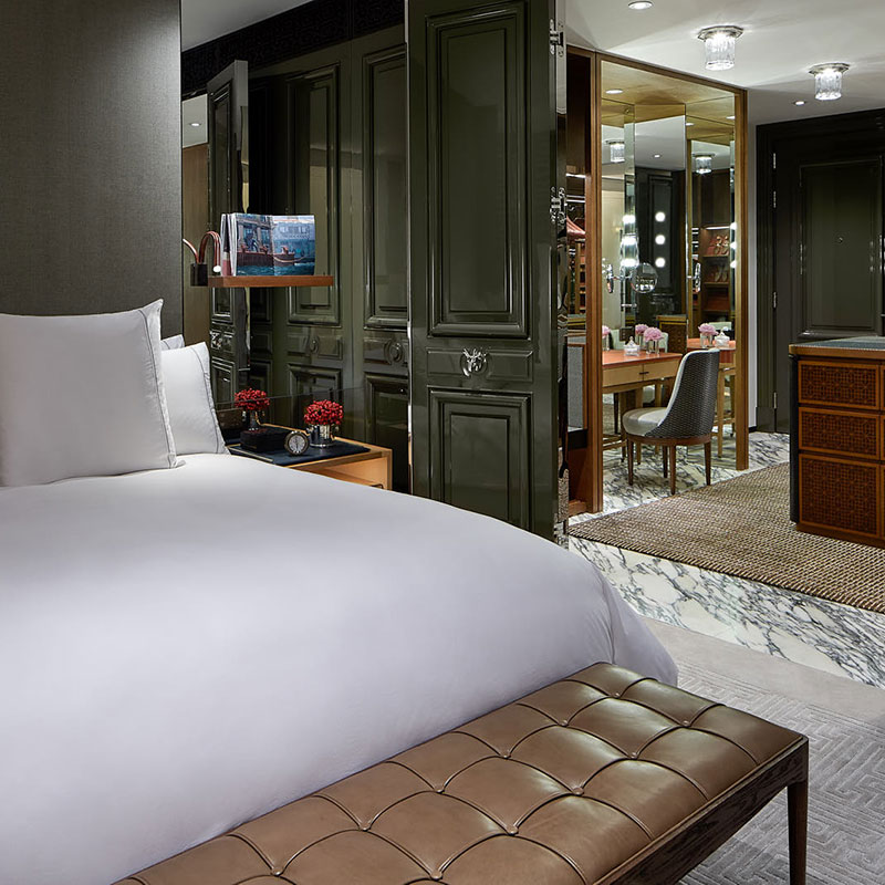 Manor Suite