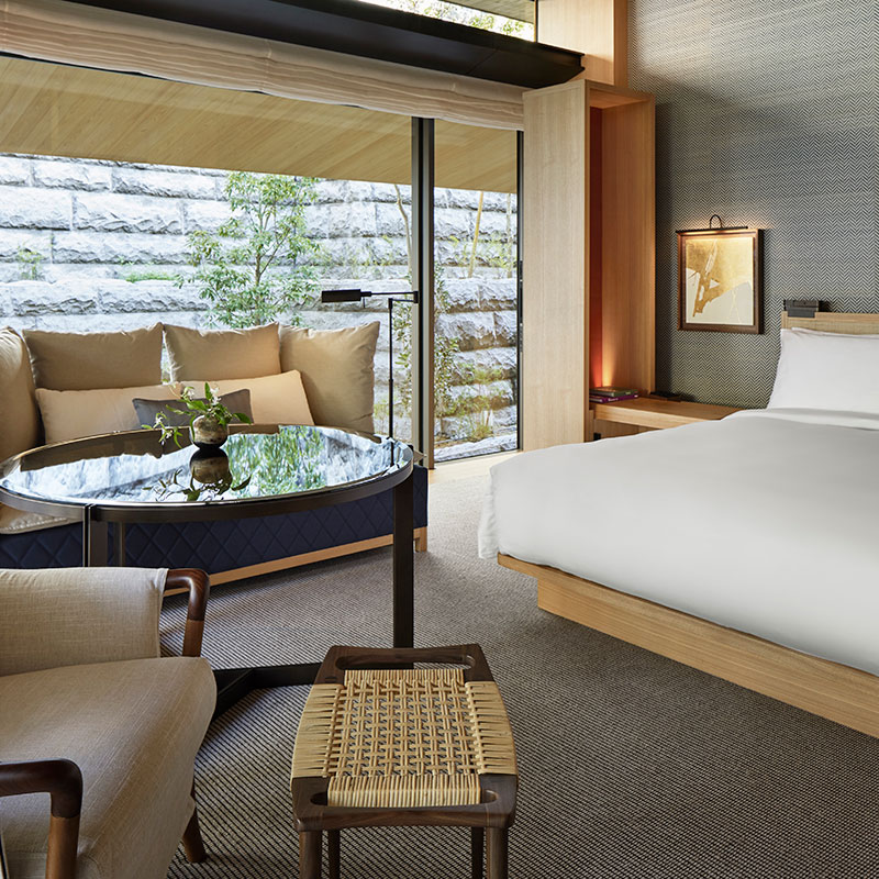 2 Twin Beds