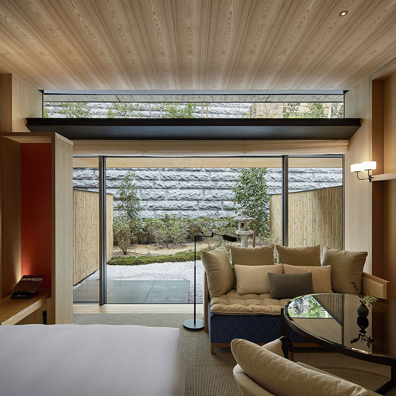 1 King Bed Garden Terrace