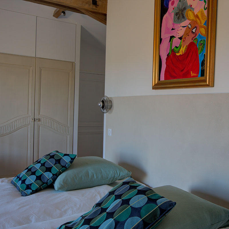 Suite Vignobles with private jacuzzi