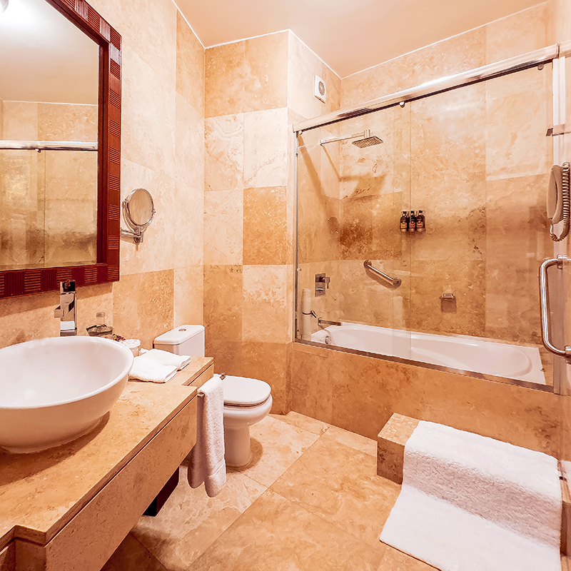 Sumaq Deluxe, 3 Full beds, Garden View