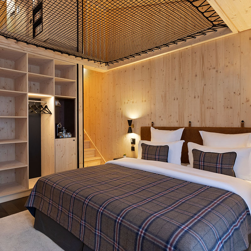 Duplex Room for 5