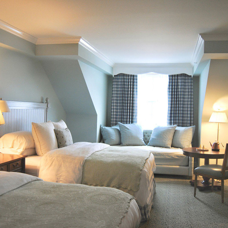 Woodstock Two Queens w/Daybed