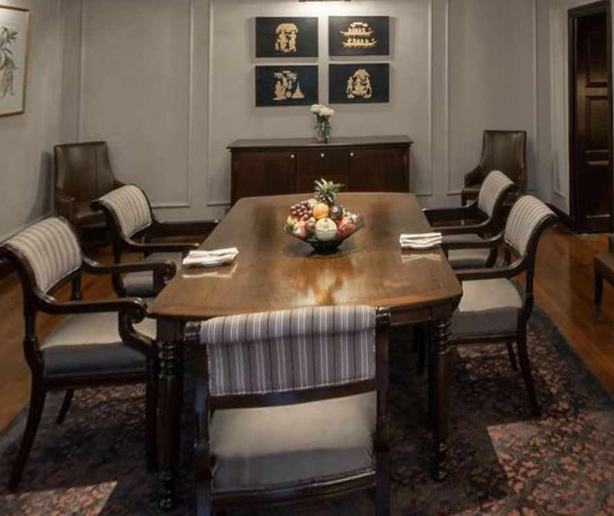 The Strand Suite
