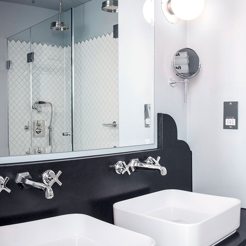 Superior Covent Garden Room