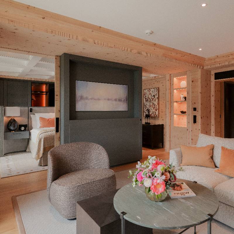 Deluxe Suite