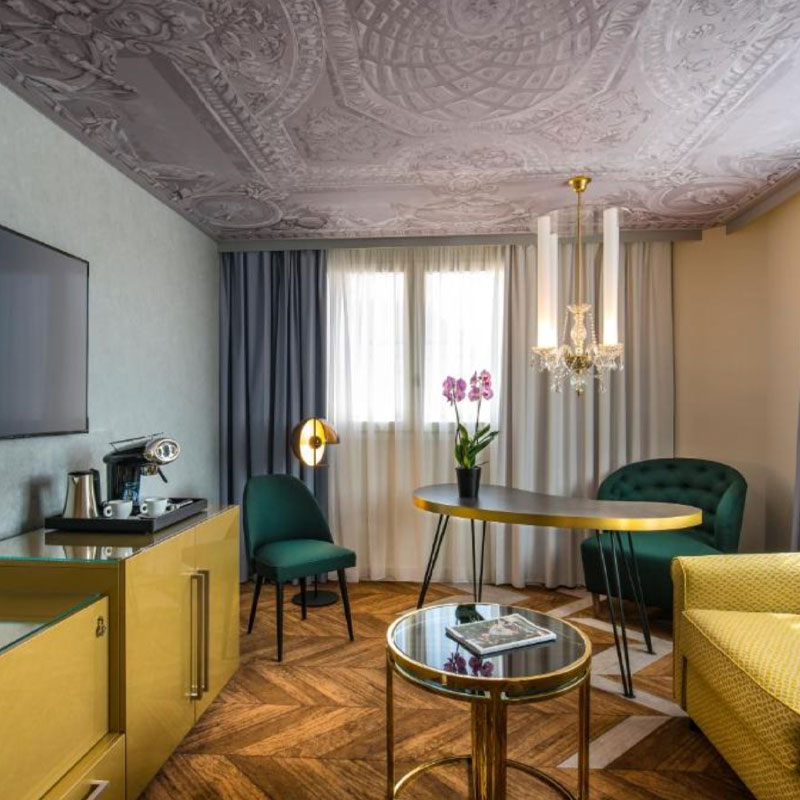 Suite