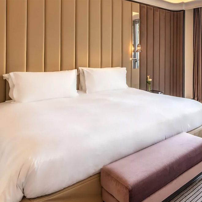 Luxury Room - 1 King Bed