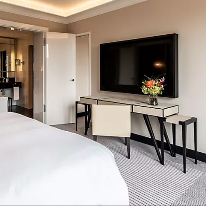 Prestige Suite - 1 King Bed