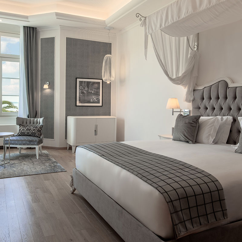 Executive Room (Lake View)
