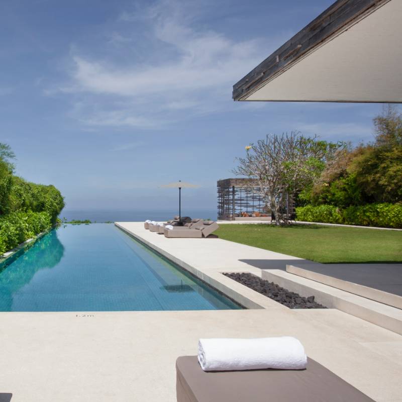 Two-Bedroom Cliff Edge Villa