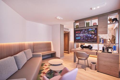 Deluxe Triple Room