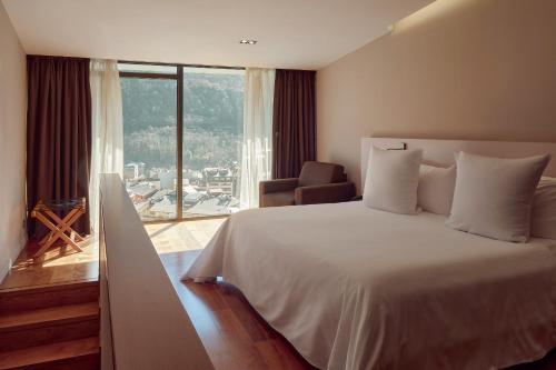 Duplex Apartment (2 Adults + 2 Children)