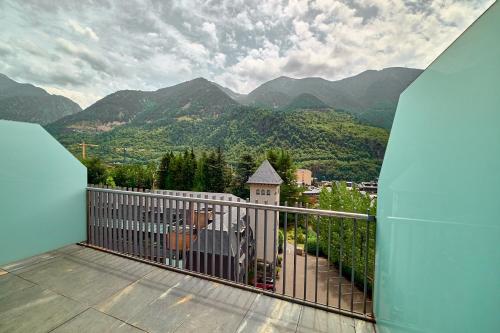 Duplex Apartment (2 Adults + 2 Children)
