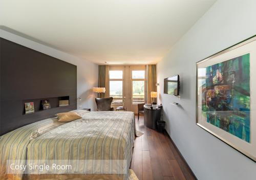 Cozy Double Room
