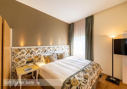 Loft Corner Suite