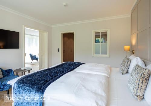  Premium Corner Suite