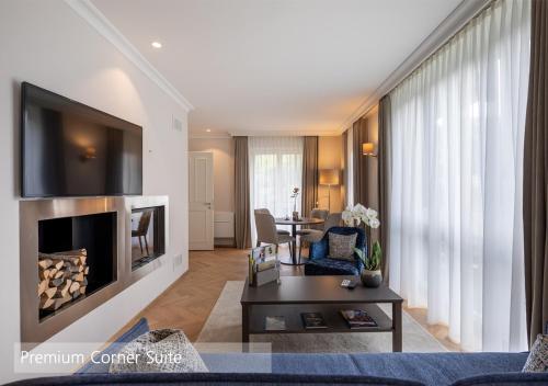  Premium Corner Suite