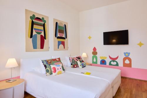 Art Double Room