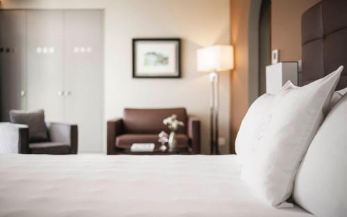 Junior Suite with Balcony and Lake View