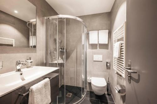  Panorama Deluxe Double or Twin Room with Balcony and Lake View
