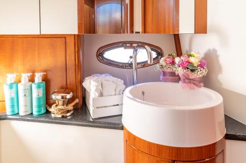 Luxury Motor Yacht II
