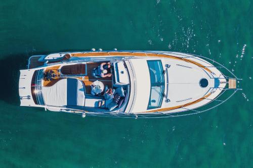 Luxury Motor Yacht II