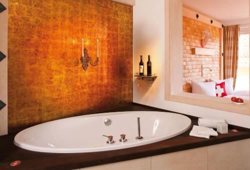 Neuschwanstein Romantic Suite