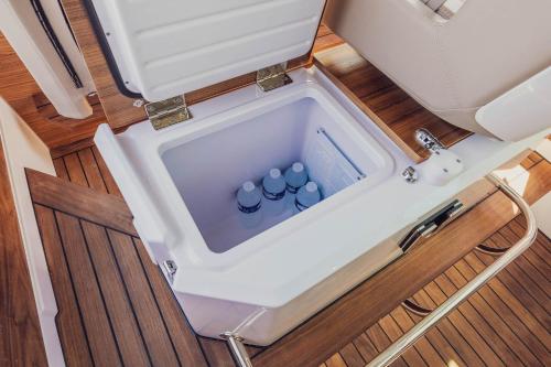 Luxury Motor Yacht 